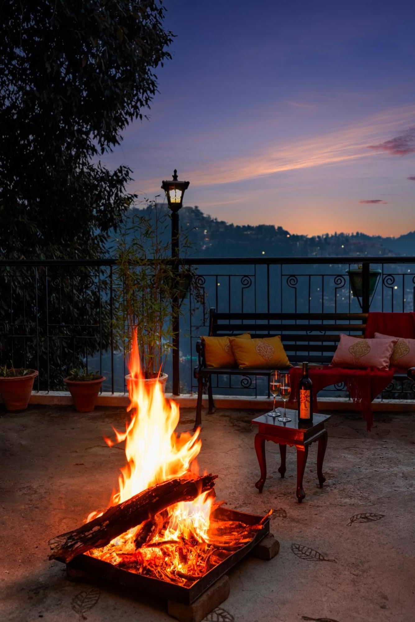 Alaya Stays Meridian Oak, Shimla Exterior foto