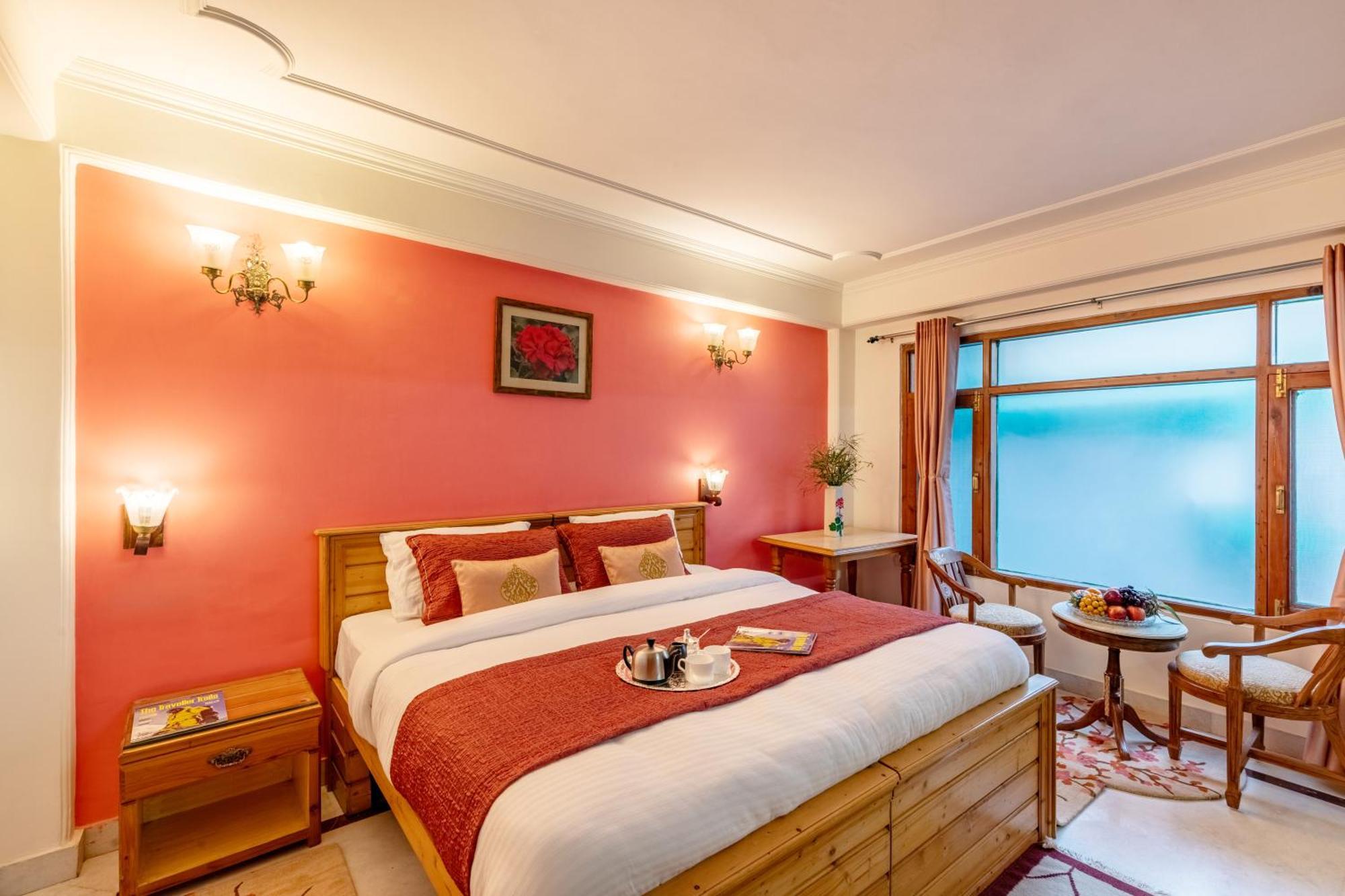 Alaya Stays Meridian Oak, Shimla Exterior foto